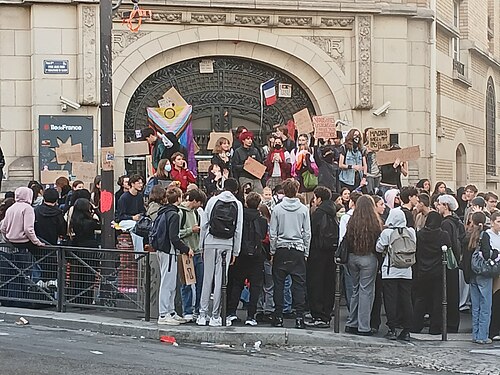 Des lycées sous tension : les raisons de la colère 